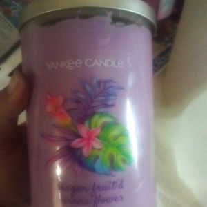 Used Yankee Candle Rare Dragon fruit & banana flower